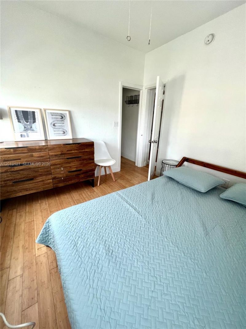 8415 Harding Ave , Unit 14, Miami Beach, FL 33141 Photo