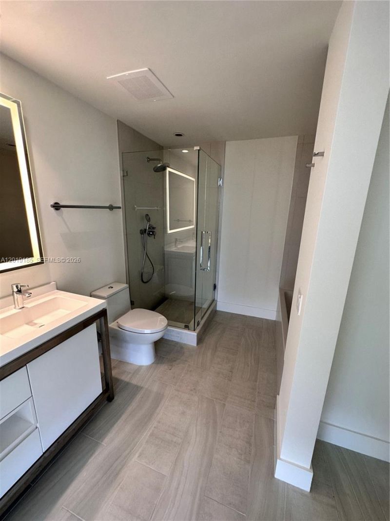 2000 Metropica Way, Unit 2003, Sunrise, FL 33323 Photo