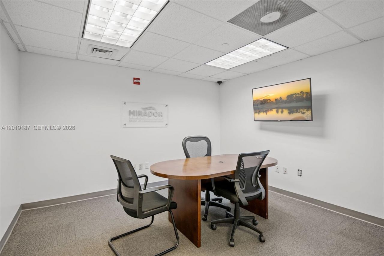 1200 West Ave, Unit 216, Miami Beach, FL 33139 Photo
