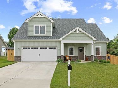 144 LANGLEY DR, WAYNESBORO, VA 22980