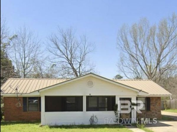 108 Elizabeth Street, Evergreen, AL 36401
