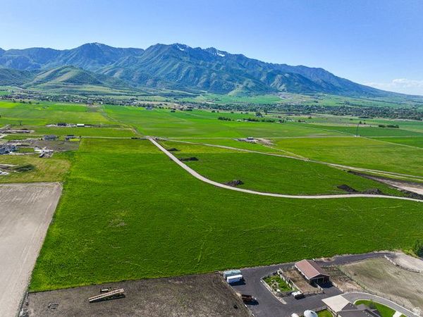2998 W 6500 S, Unit 11, Wellsville, UT 84339