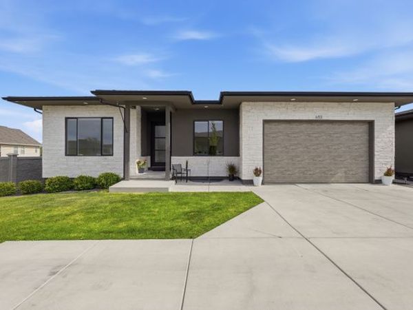 653 E VANDALAY LN , Draper, UT 84020