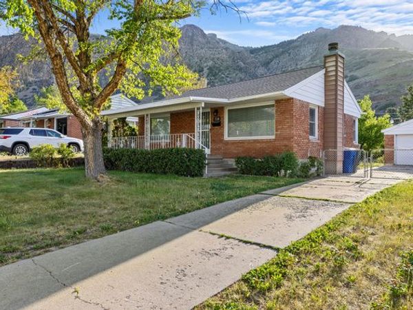718 S ROBINS AVE, Ogden, UT 84404
