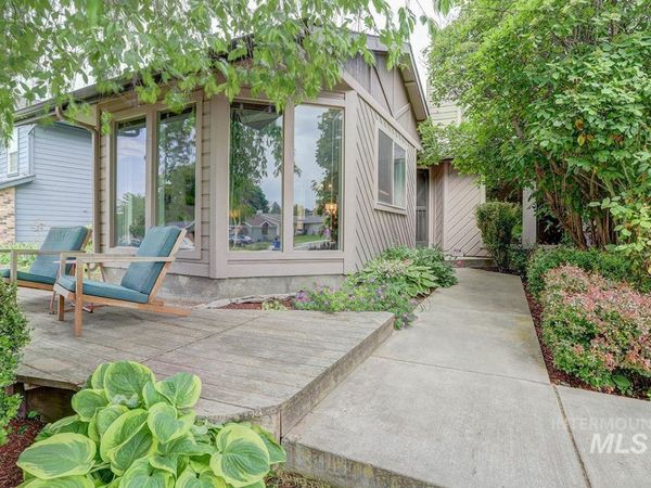 398 Mango Dr, Eagle, ID 83616