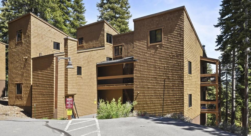 4066 Coyote Fork, Truckee, CA 96161 Photo
