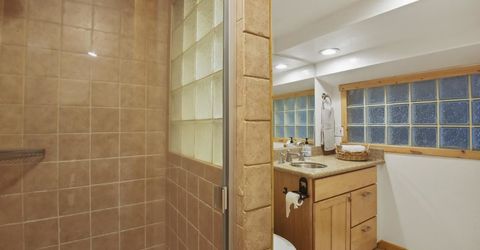 4066 Coyote Fork, Truckee, CA 96161 Photo