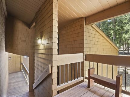 4066 Coyote Fork, Truckee, CA 96161 Photo