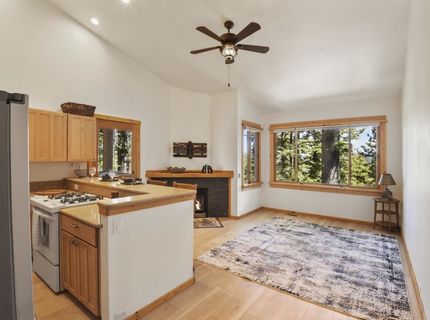 4066 Coyote Fork, Truckee, CA 96161 Photo