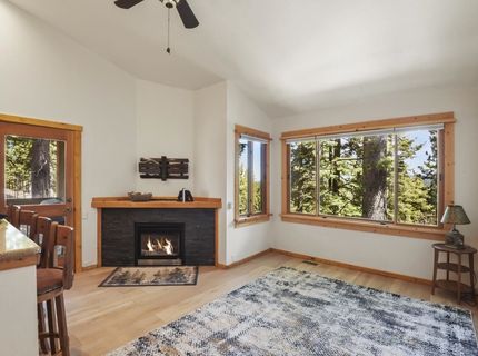4066 Coyote Fork, Truckee, CA 96161 Photo