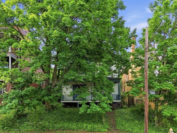 538 E 9th Ave, Homestead, PA 15120