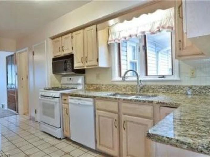 735 Brookfield Avenue, Boardman, OH 44512 Photo 10