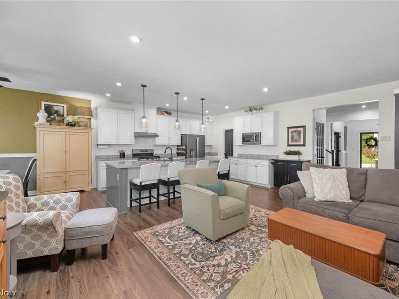 35779 Crystal Creek Court, Grafton, OH 44044 Photo 8