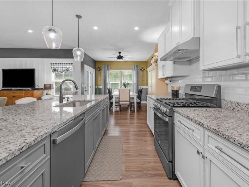 35779 Crystal Creek Court, Grafton, OH 44044 Photo 9