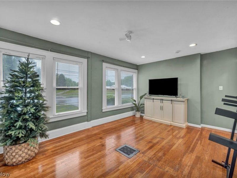 33852 Center Ridge Road, North Ridgeville, OH 44039 Photo 26