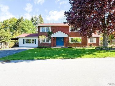 5 Chestnut Road, New Hartford, NY 13413