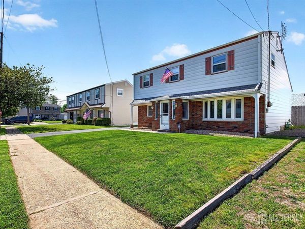 140 Camelot Drive, Port Reading, NJ 07064