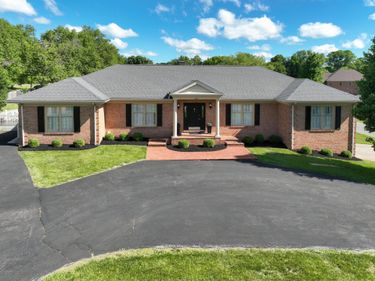 897 Turkey Foot Road, Lexington, KY 40502
