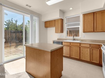 9248 Running Dog Circle, Reno, NV 89506 Photo