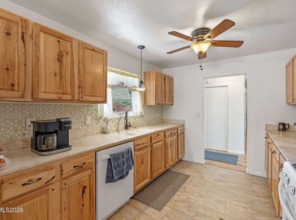 8195 Blackfoot Way, Reno, NV 89506 Photo