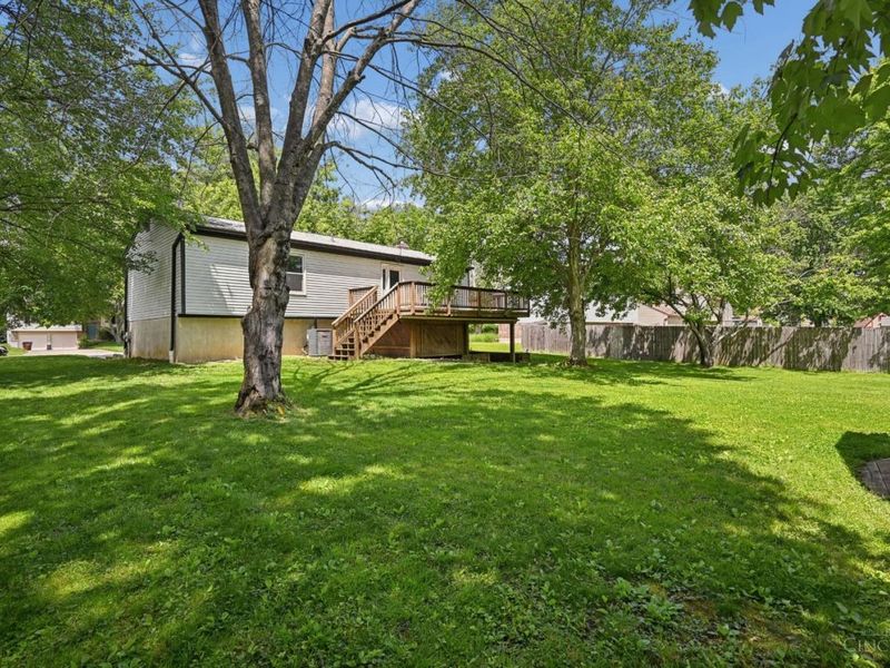 5804 Jeb Stuart Drive, Milford, OH 45150 Photo 4