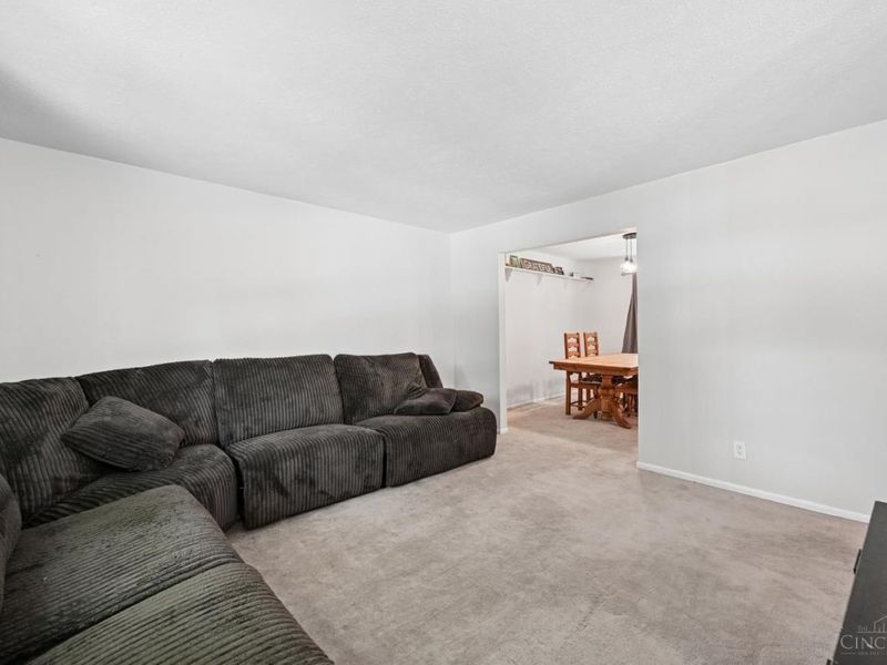 5804 Jeb Stuart Drive, Milford, OH 45150 Photo 6
