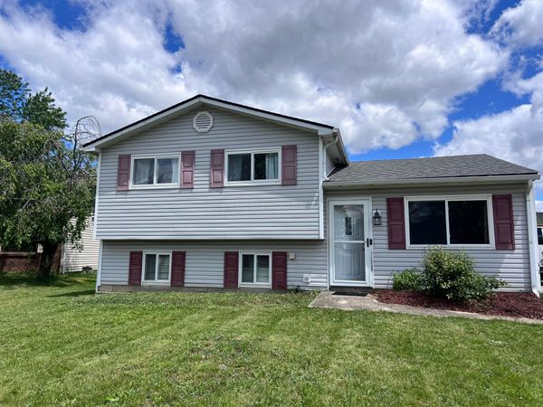 5888 Starcrest Drive, Galloway, OH 43119
