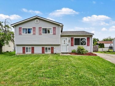 5888 Starcrest Drive, Galloway, OH 43119