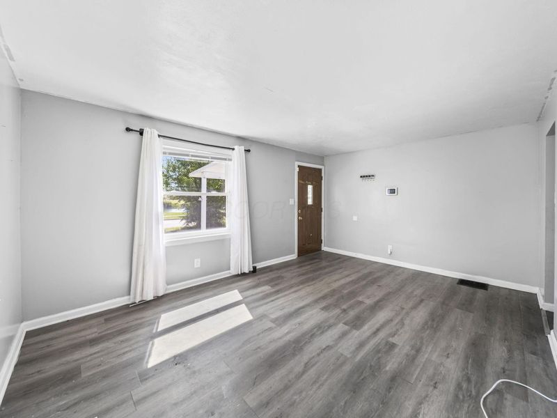 2559 Hamilton Avenue, Columbus, OH 43211 Photo 6