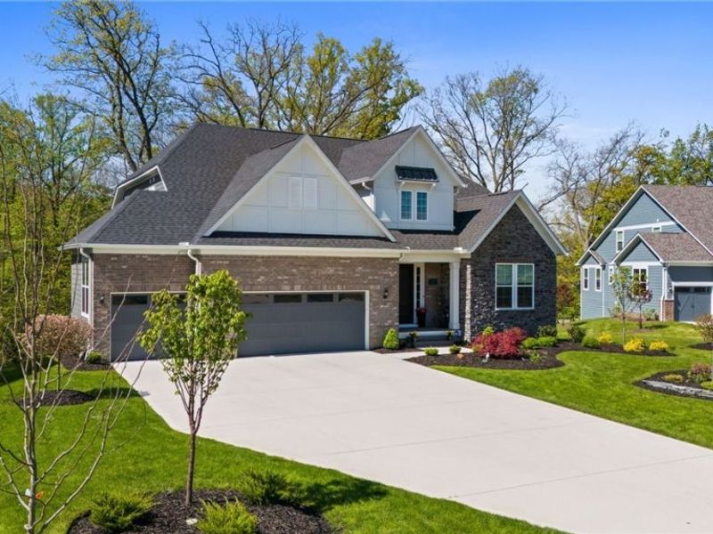 233 Lake Balaton Drive, Orange, OH 44128 Photo 2