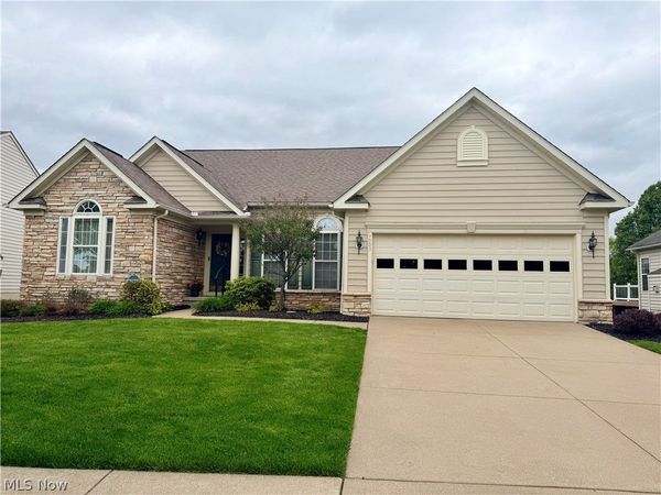 1003 Nature Wood Circle , Kent, OH 44240