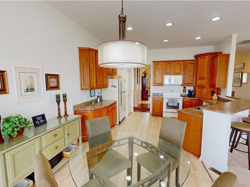 1003 Nature Wood Circle, Kent, OH 44240 Photo 12
