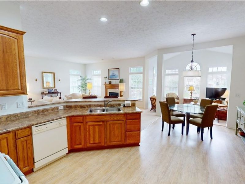 1003 Nature Wood Circle, Kent, OH 44240 Photo 17