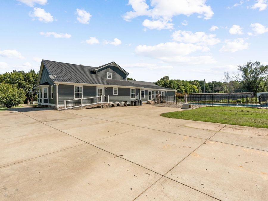 Property Image 63