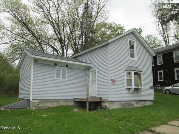 15 Wilson Street, Gloversville, NY 12078