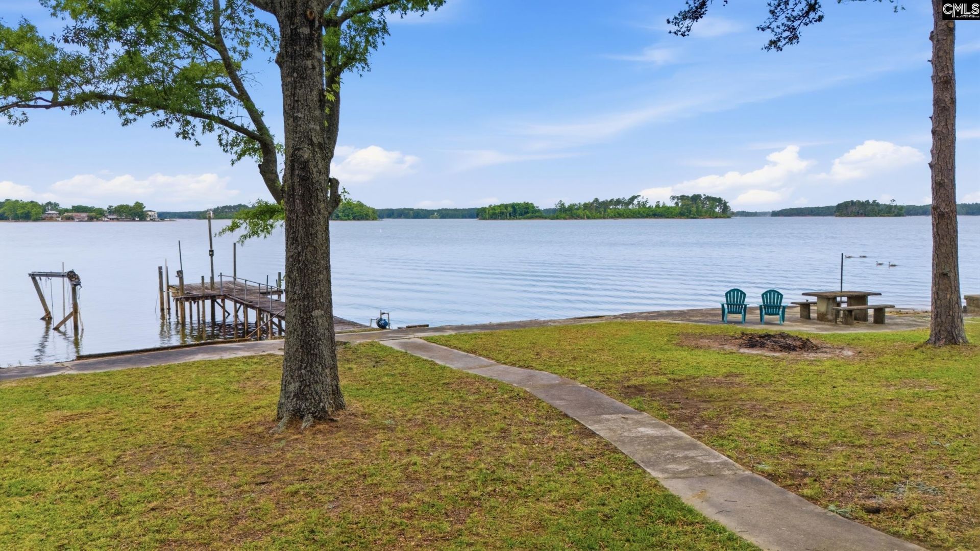 335 Calypso Road Photo 6