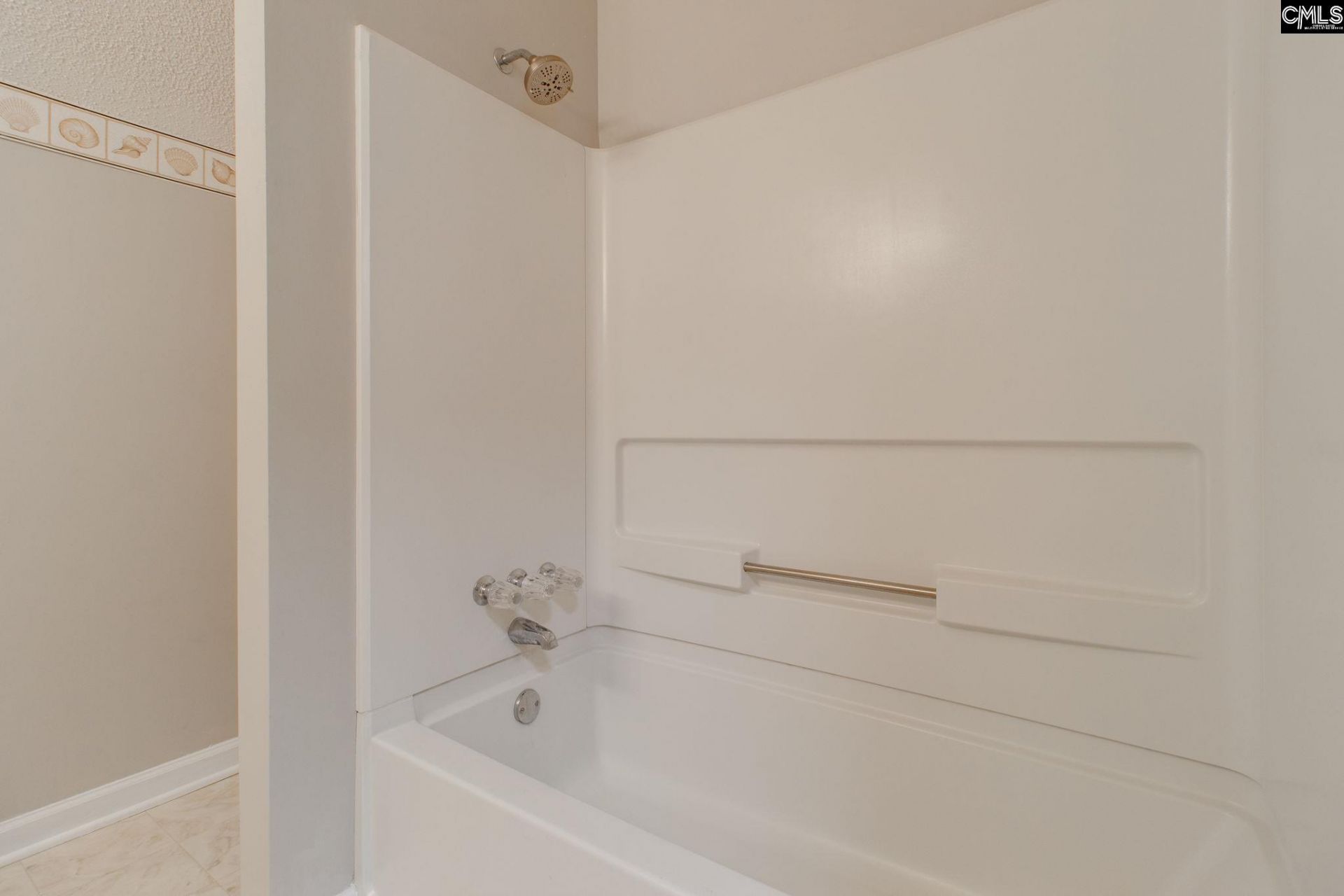 16 Seaford Court  Photo 27
