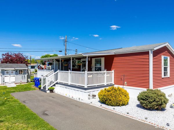 4 Apache, East Hartford, CT 06118