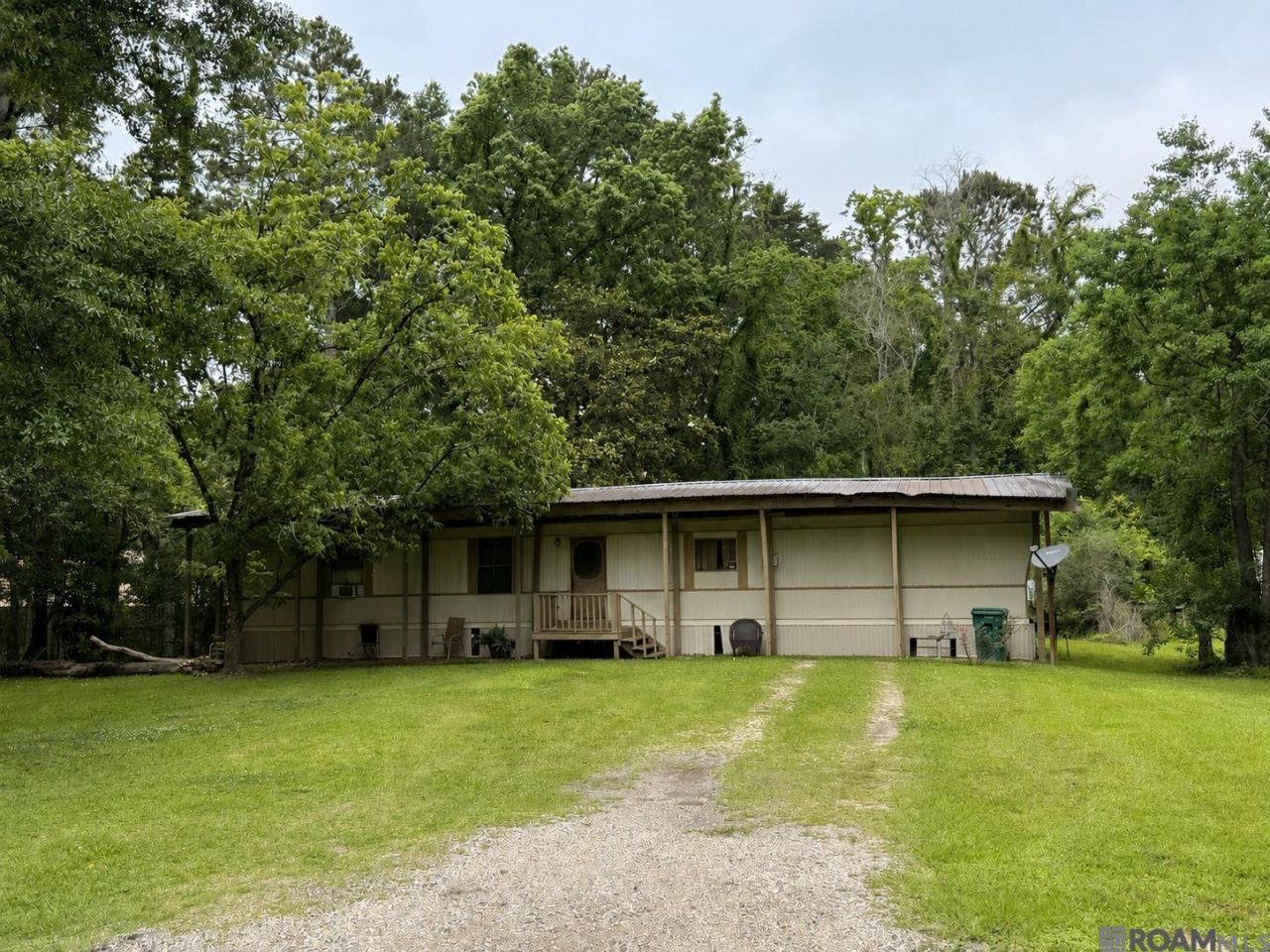 8481 Sharee Pl, Denham Springs, LA 70726 Main Photo