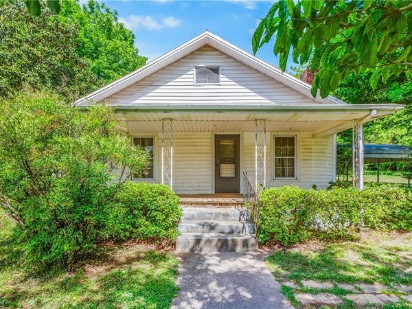 128 John Deere Drive , Harmony, NC 28634