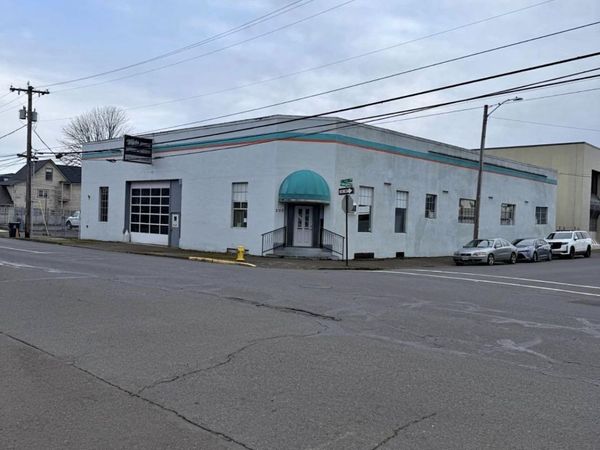 300 1st Av E, Albany, OR 97321