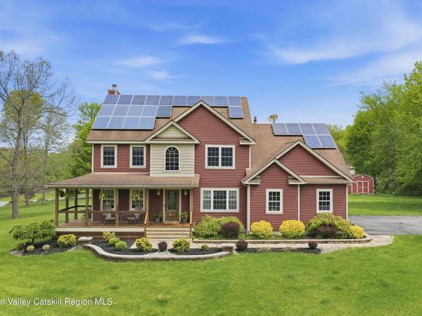 3 Jill Marie Circle, Wallkill, NY 12589