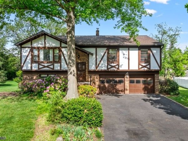 4 Darby Rd, Franklin, NJ 08873