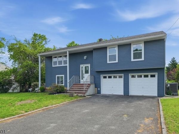67 Grant Ave, Piscataway, NJ 08854