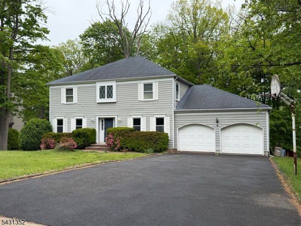 37 Highmount Ave, Warren, NJ 07059