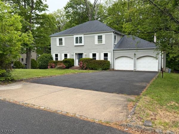 37 Highmount Ave, Warren, NJ 07059