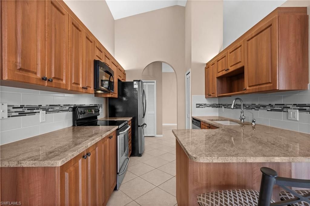 13648 Admiral Ct, Fort Myers, FL 33912 Photo