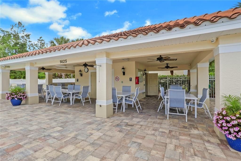 937 Hampton Cir, Unit 108, Naples, FL 34105 Photo
