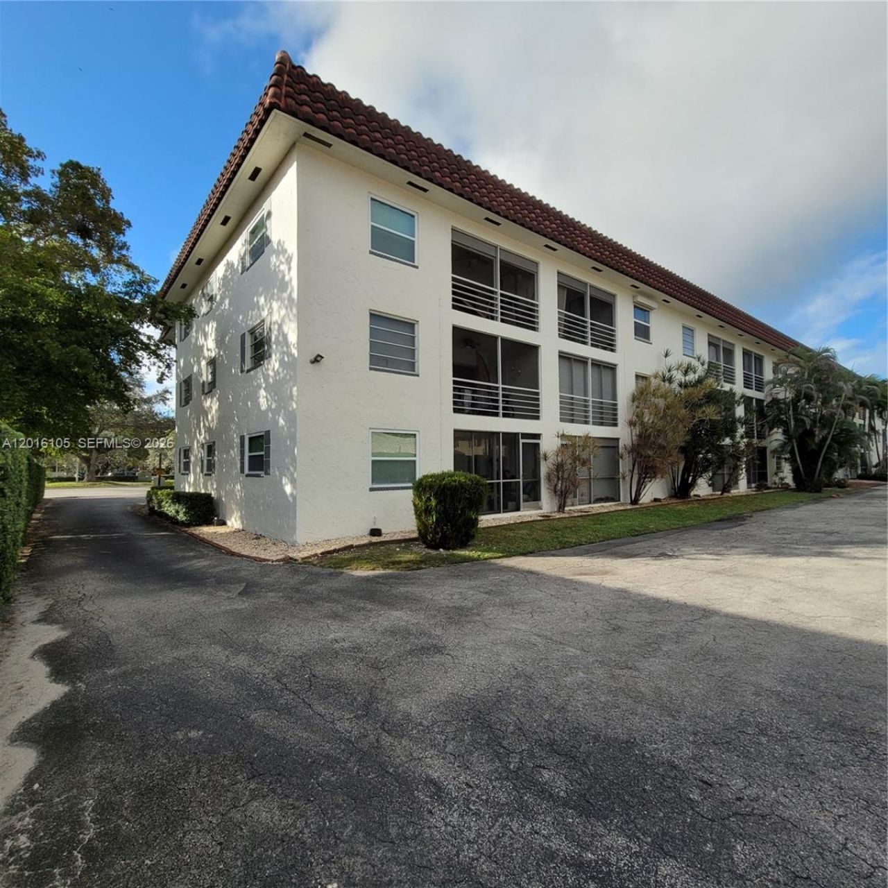 8605 W Sample Rd , Unit 111, Coral Springs, FL 33065 Photo