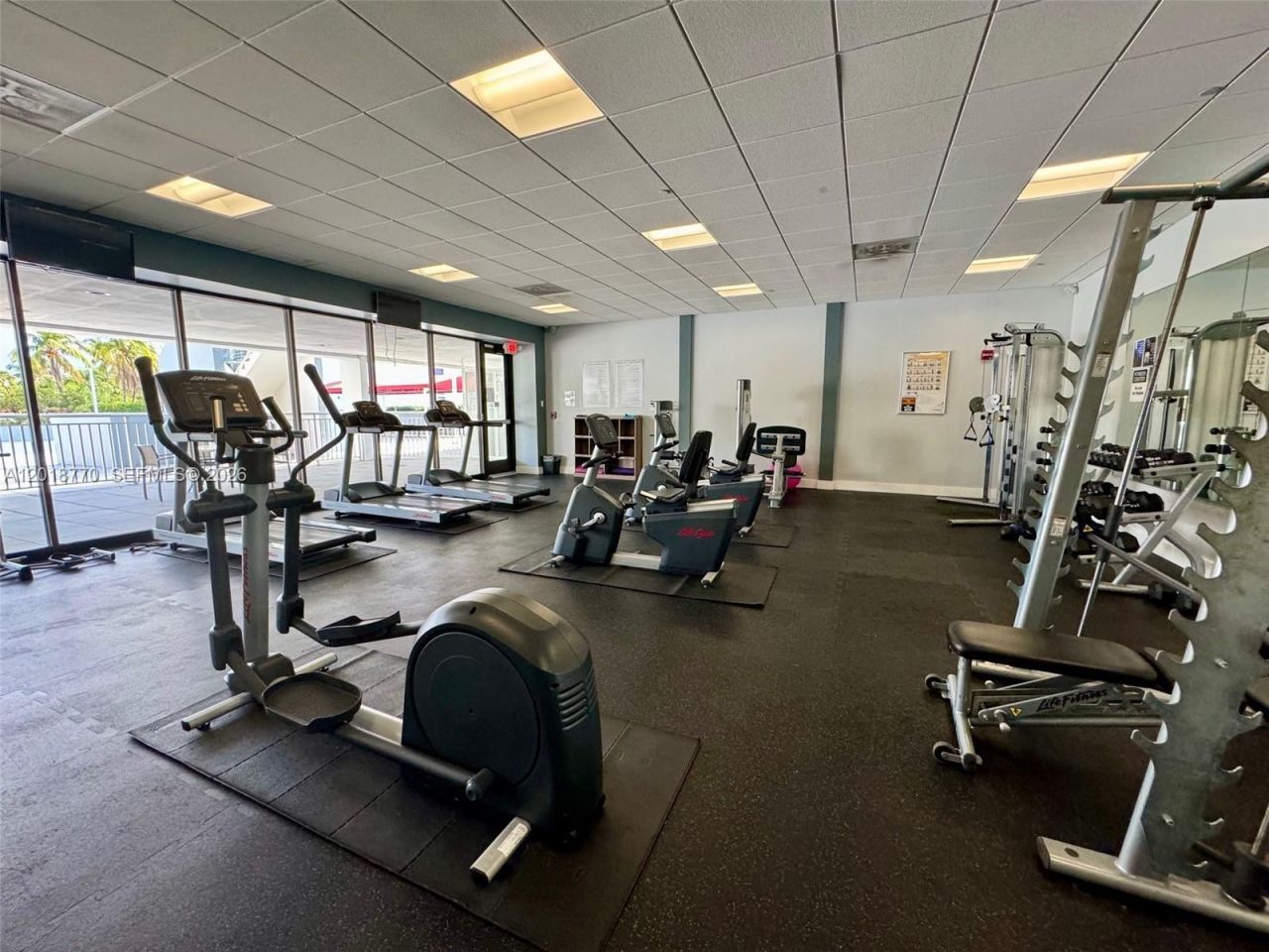 3675 N Country Club Dr , Unit 2005, Aventura, FL 33180 Photo